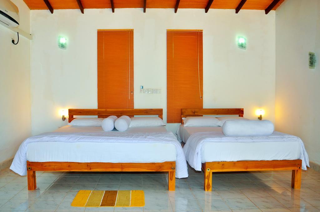 Indika Lake Resort Nuwarawewa Bilik gambar